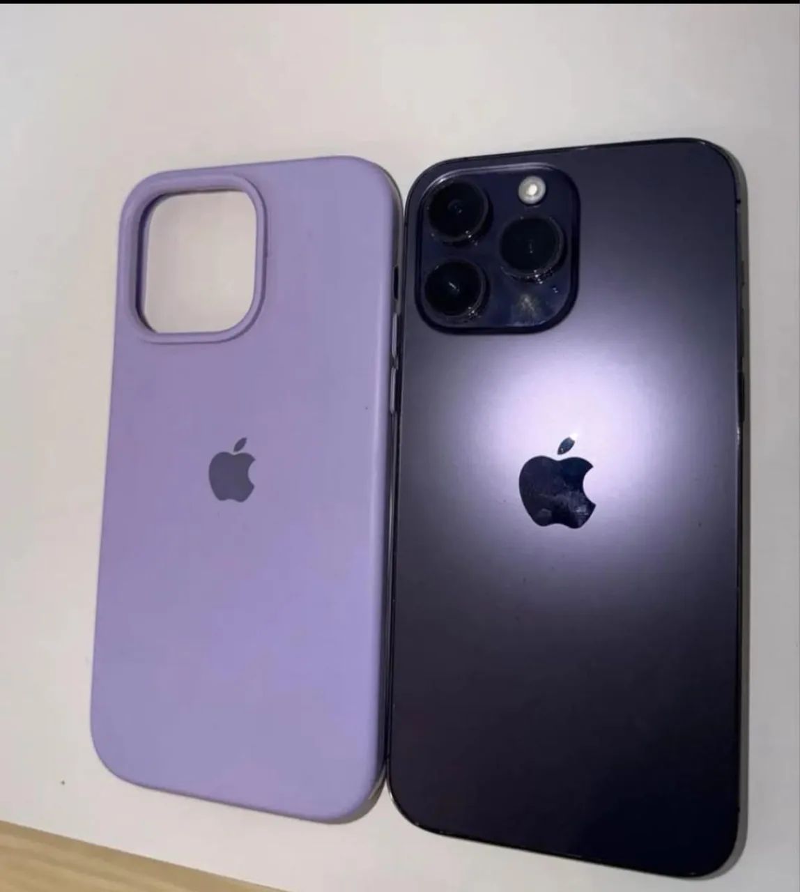 iPhone 14 Pro Max 128GB Roxo - R$ 3.799