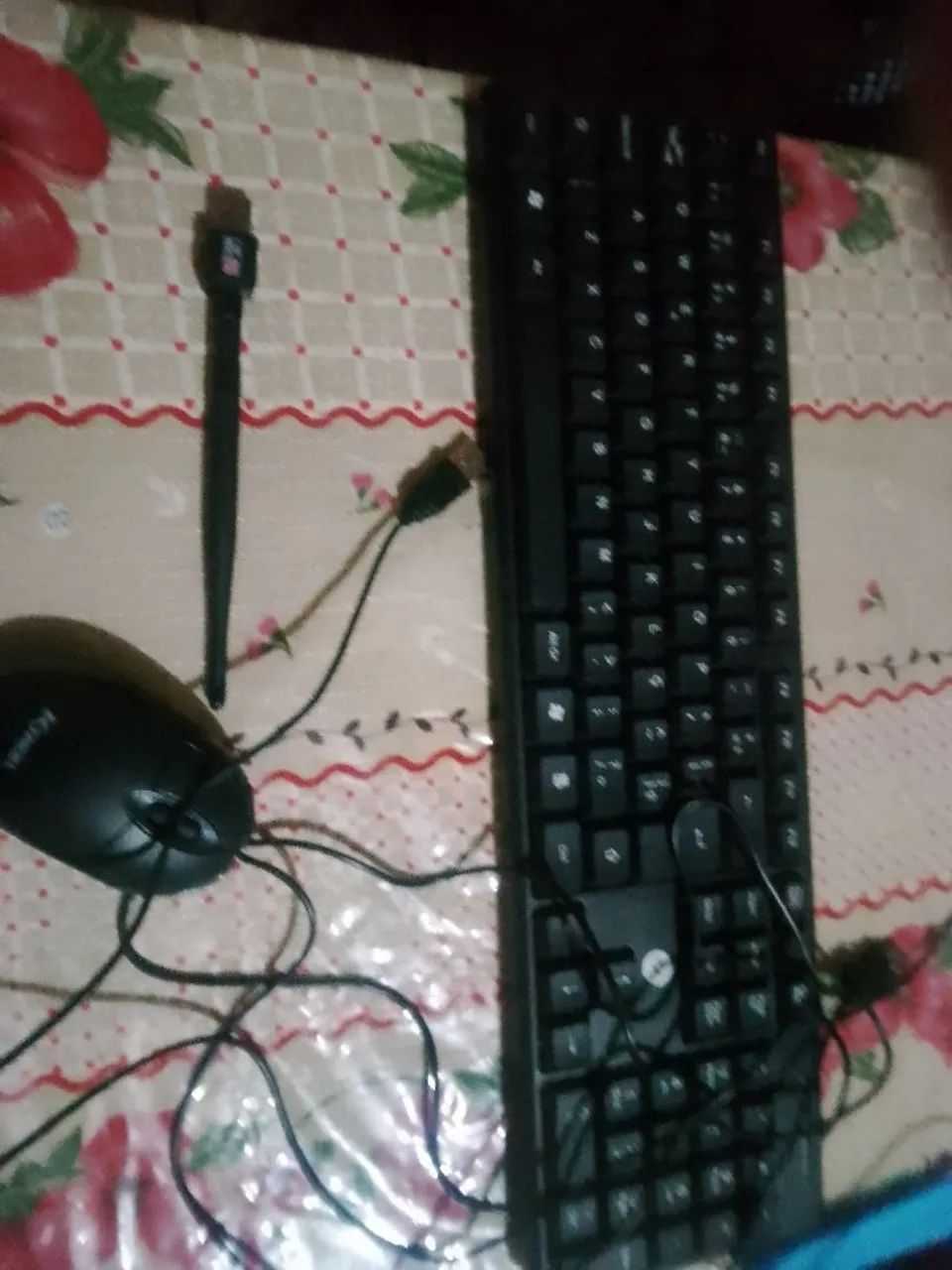 Cpu,teclado,mouse,aparelho de wifi - Foto 2
