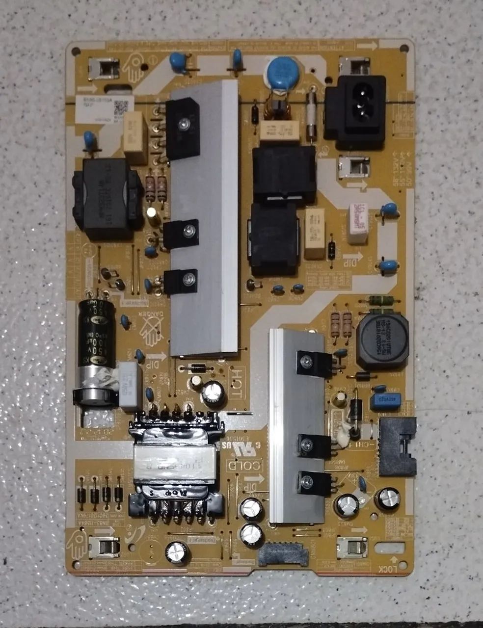 Placa fonte TV Samsung 55 polegadas Modelo UN55TU8000G