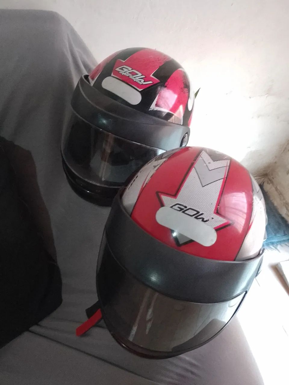 Capacete Sam Marino usado em bom estado 