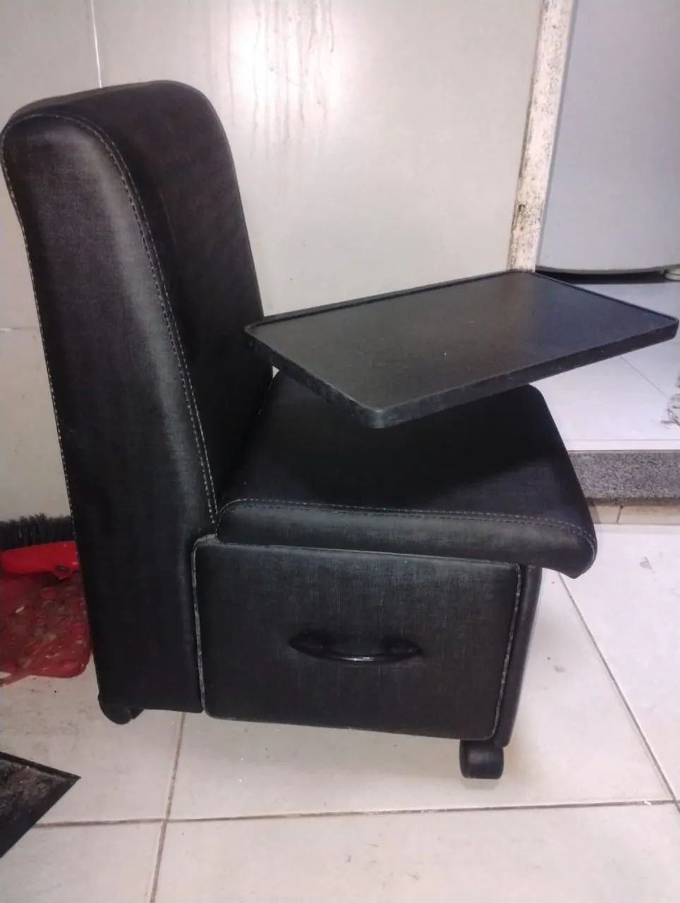 VENDO LAVATÓRIO E CADEIRA DE MANICURE CIRANDINHA 