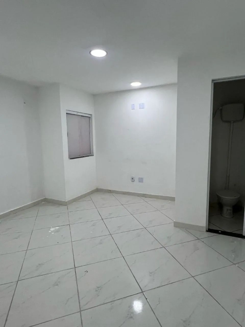 ? SALAS COMERCIAIS À VENDA - REALENGO/RJ - Foto 4