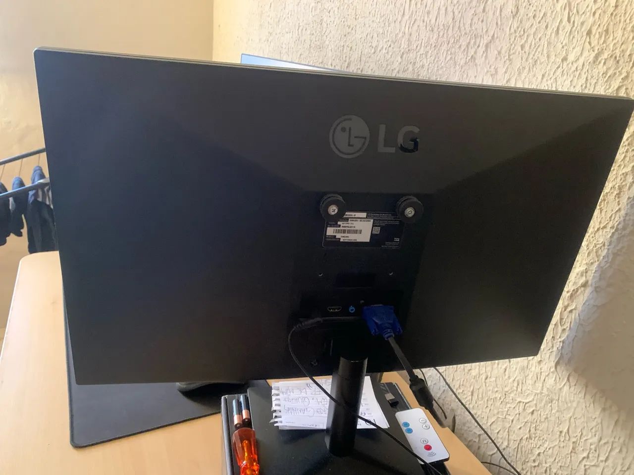 Monitor LG para PC - HDMI e VGA
