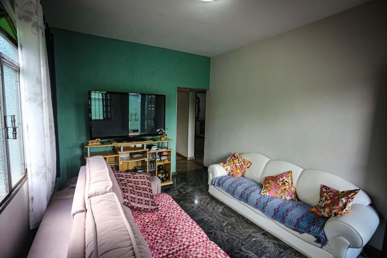 Casa à Venda - Ermelinda, 4 Quartos, 243 m2 - Foto 2