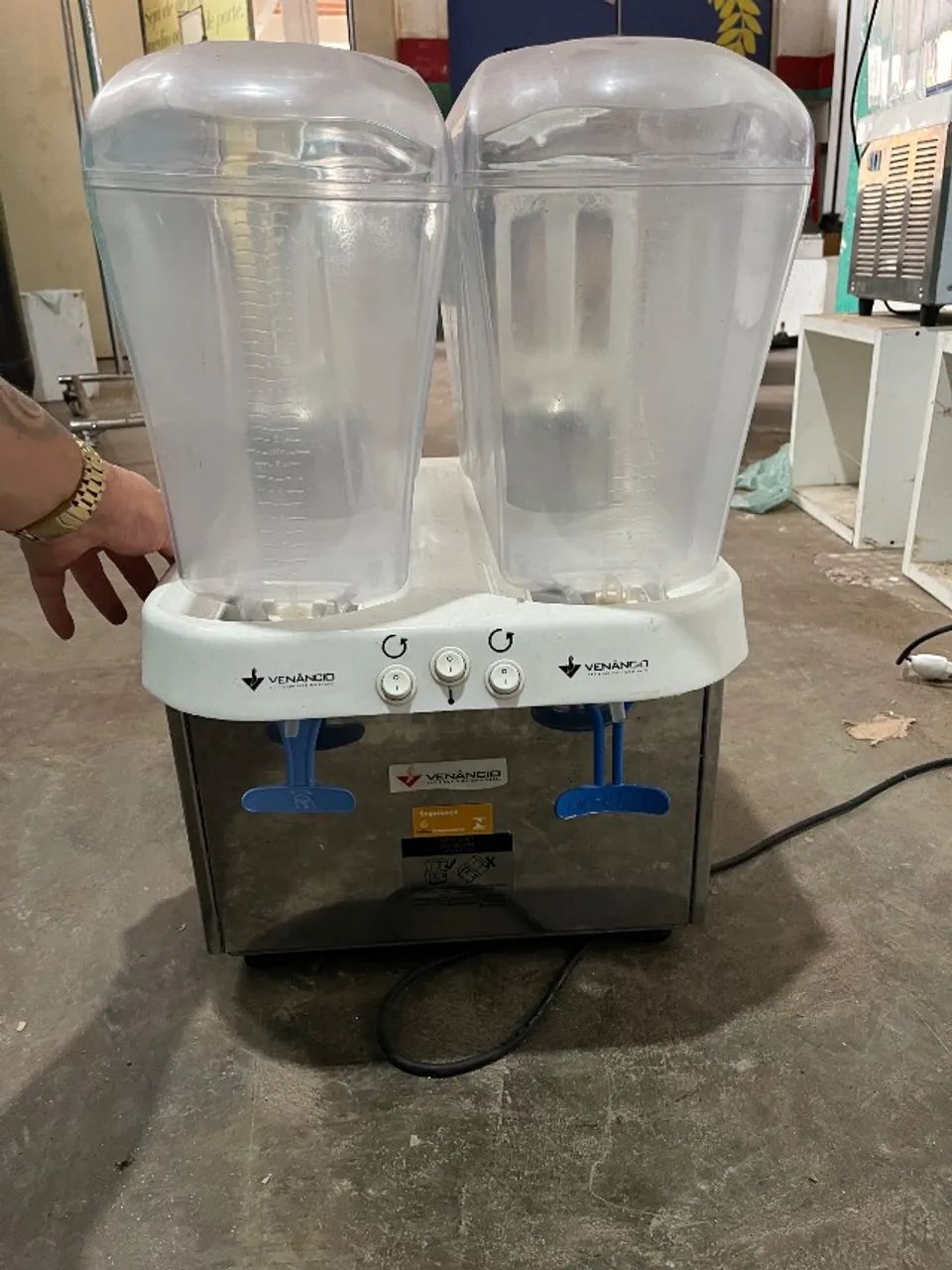 Refresqueira de suco Venâncio dupla 