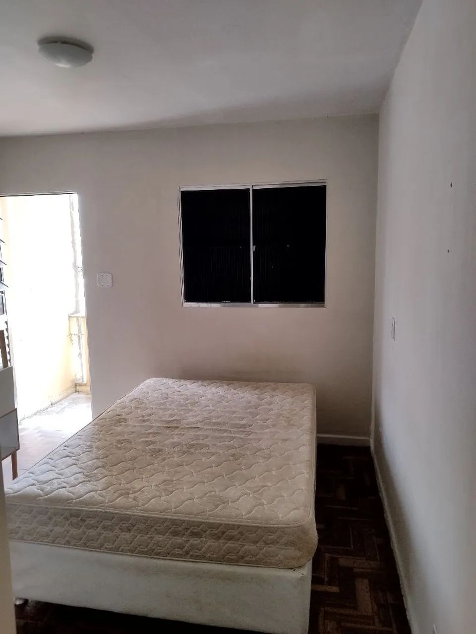 Cama box casal + colchão de molas ensacadas