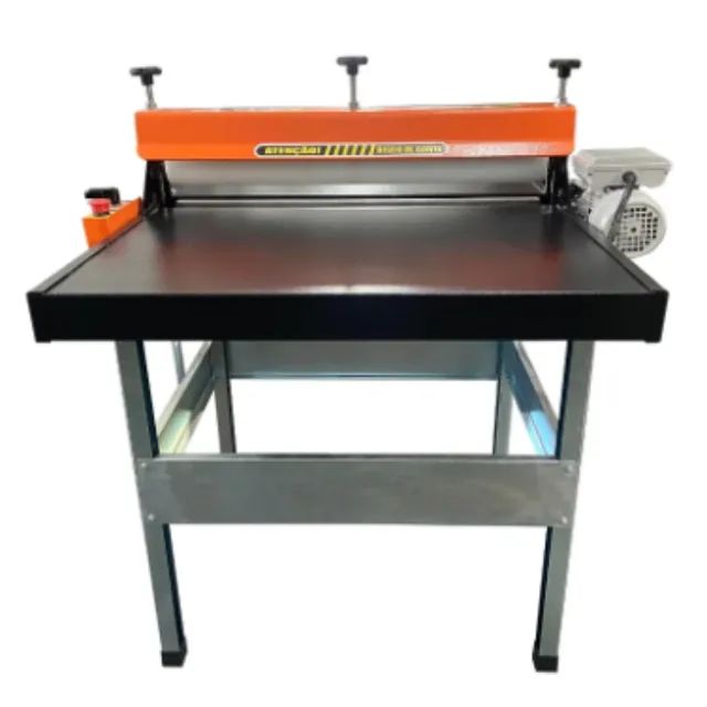 Máquina de cote e vinco  elétrica semi automática  -  100 cm com bancada