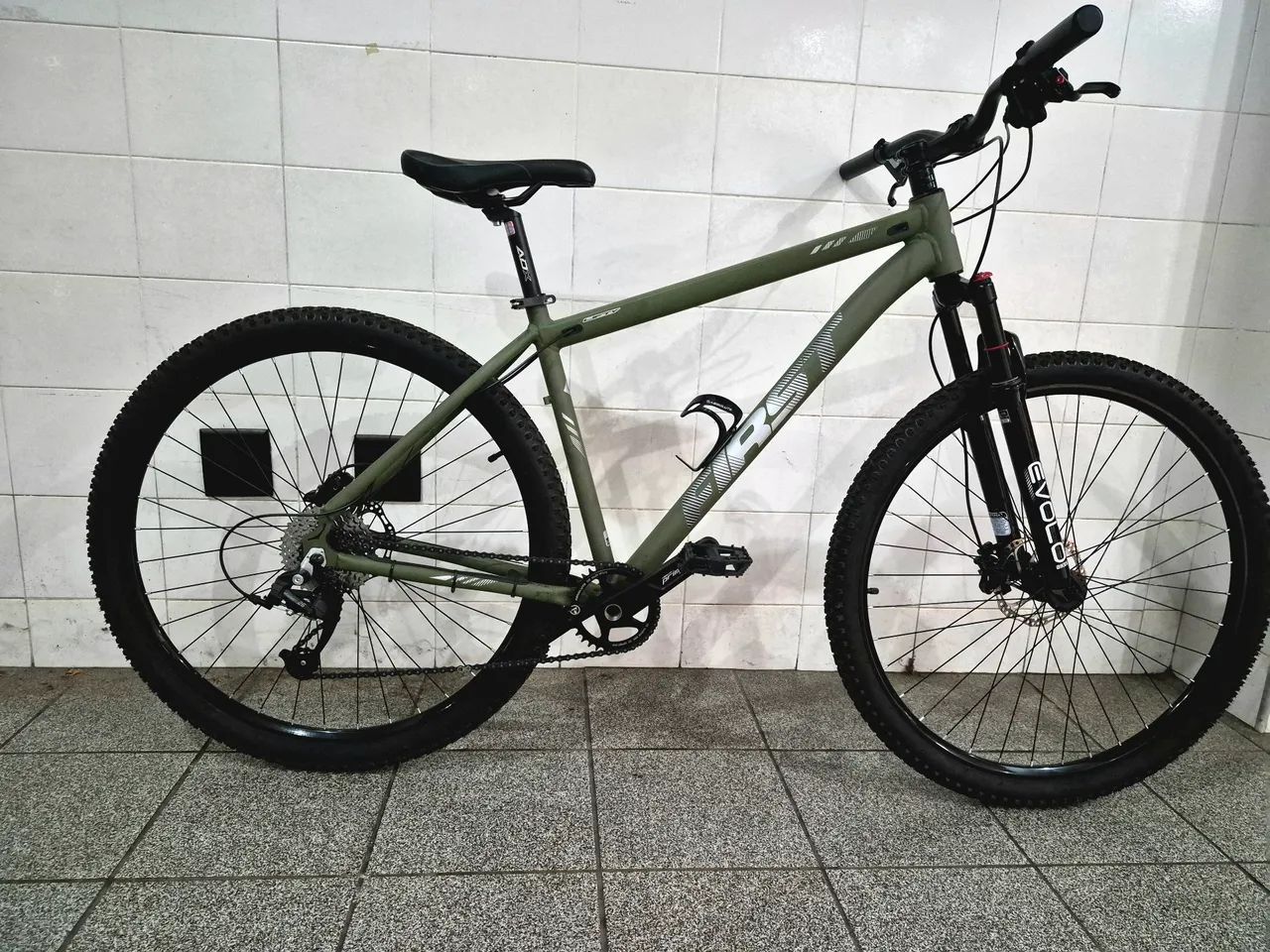 Bicicleta Mountain bike first  - Foto 2