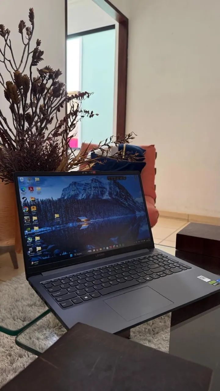 Notebook Lenovo LOQ  - Foto 2