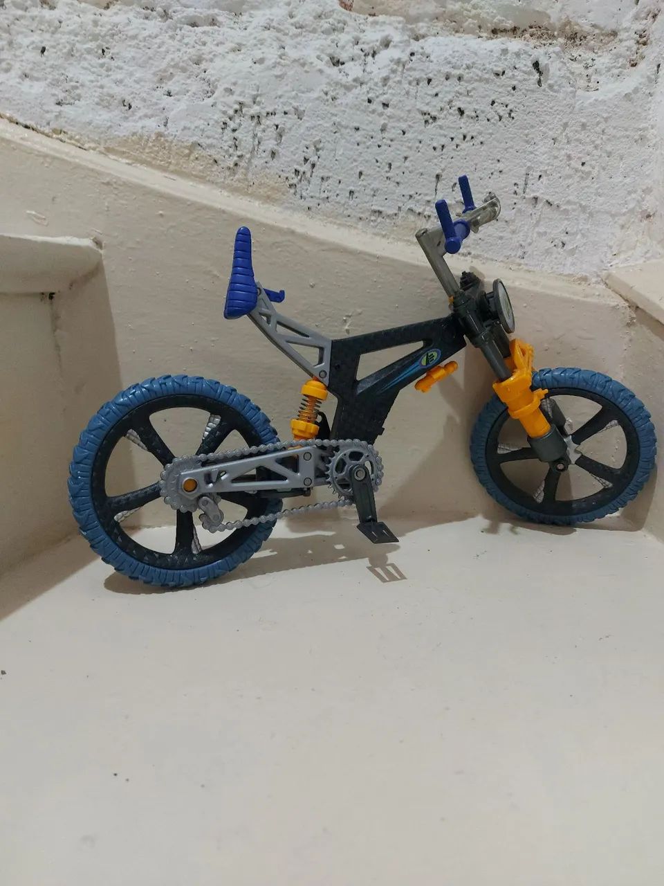 Mini bicicleta do max steel n-tek mattel 2000<br>R$ 92,25 na 1ª compra - Foto 3