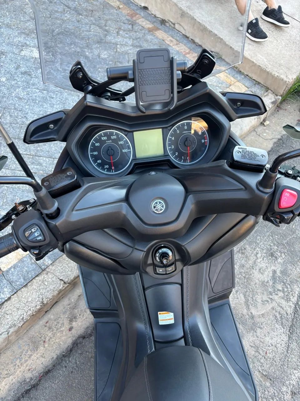 Xmax 250 ABS - Moto impecável  - Foto 4