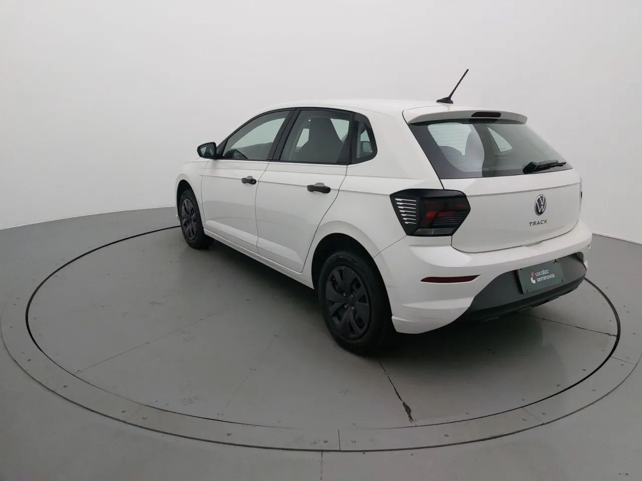 Volkswagen Polo Track 1.0 Flex 12V 5p, foto 3 de 18