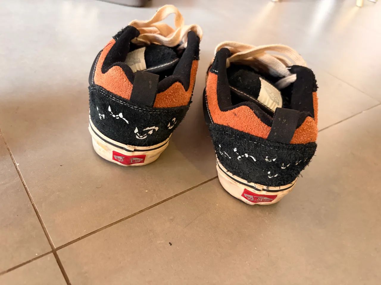 Vans Knu Skool x Disney  - Foto 3
