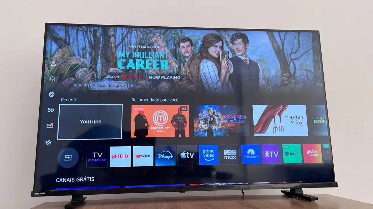 Vende-se televisão Toshiba 43 polegadas funcionando perfeitamente.
