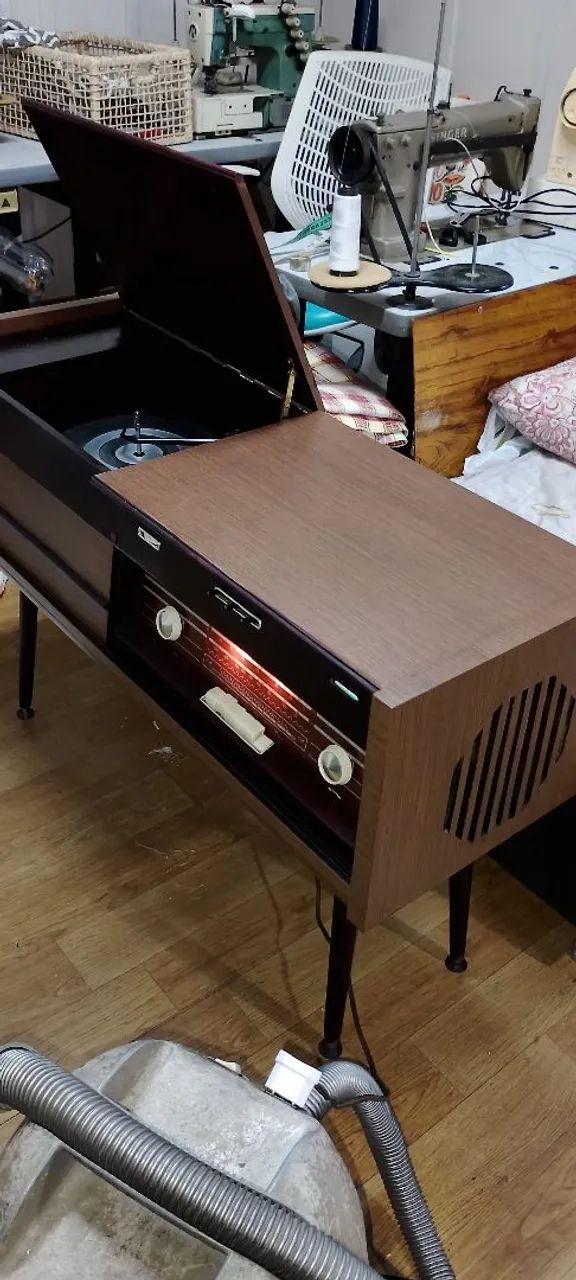 Vitrola Philips. Fr590. - Foto 4