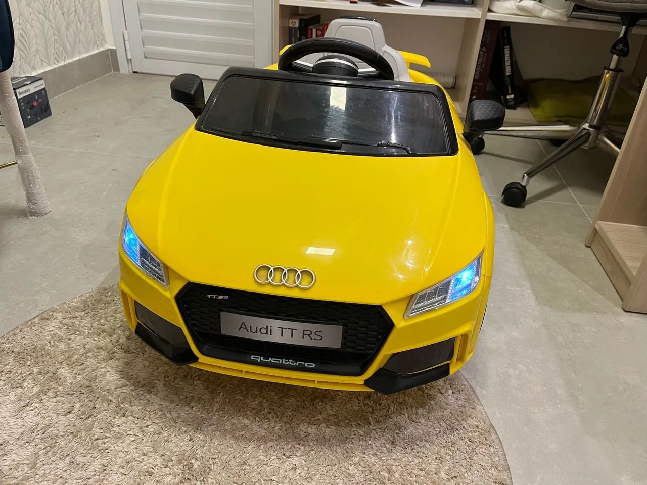 Carrinho Elétrico Audi TT RS