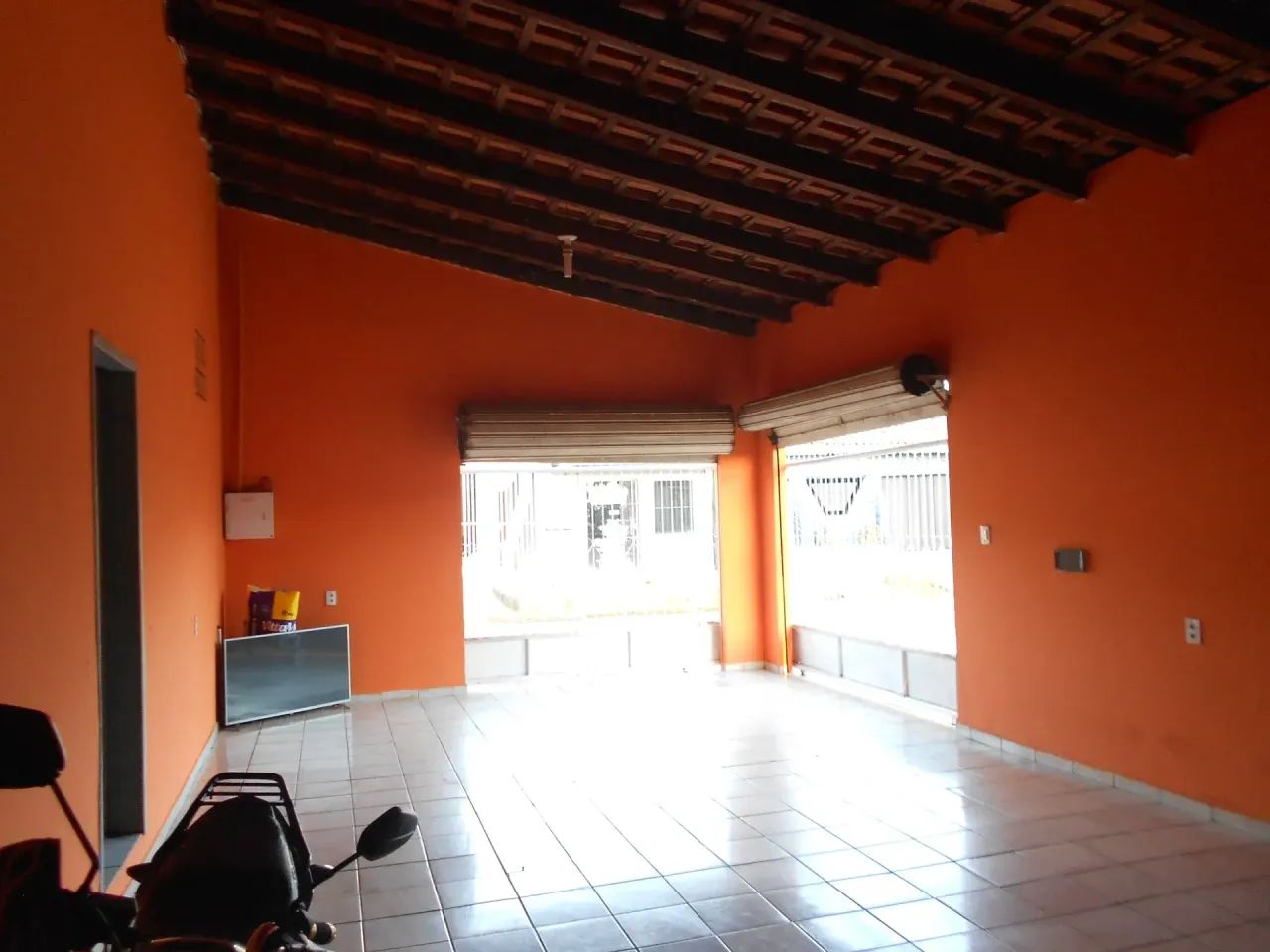 CASA DE ESQUINA NO CONJUNTO JAMARI. - Foto 3
