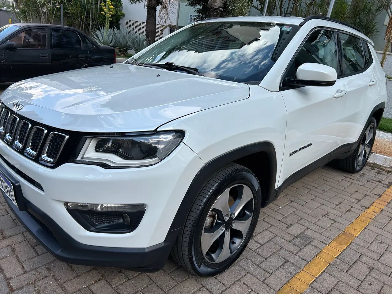 Jeep Compass Longitude 2.0 4X2 Flex 16V Aut. 2017 - Foto 2