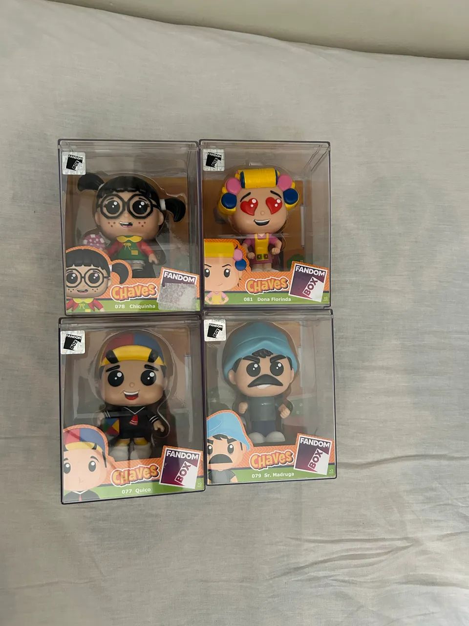 Lote de Bonecos Chaves Fandom Box - Foto 2
