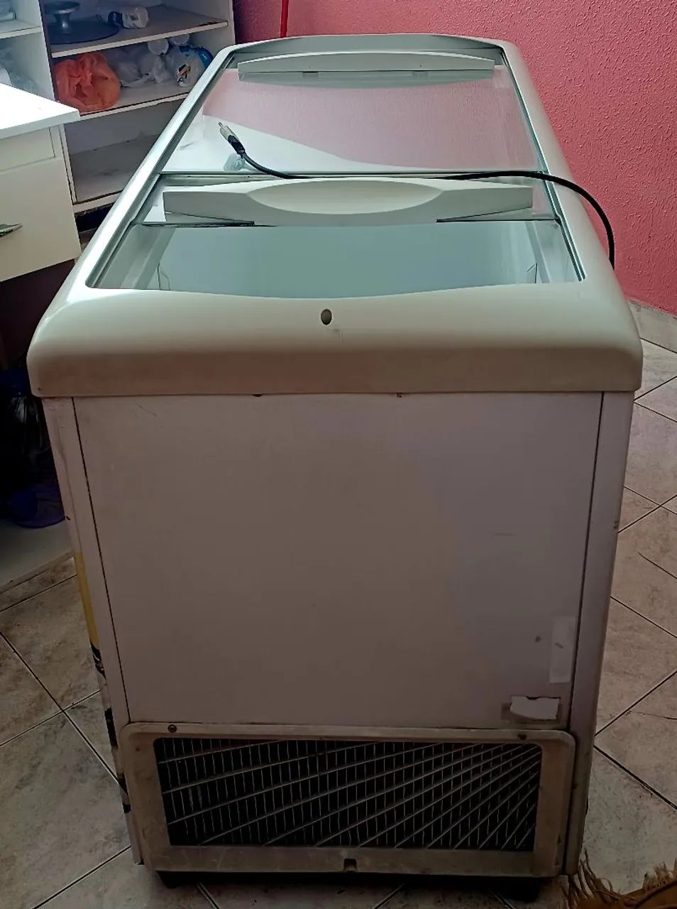 Frizer Tampa de vidro! Funcionando perfeitamente.  - Foto 4
