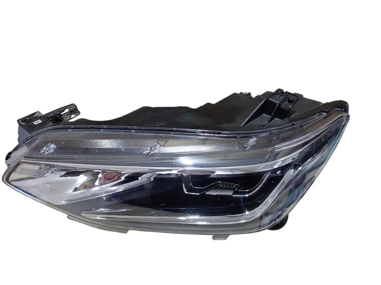 01_lukeee Farol esquerdo Tracker LT em excelente estado - Peças para carros