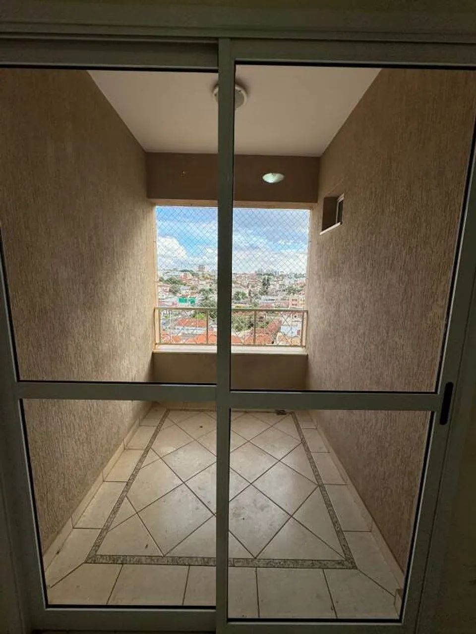 Apartamento para alugar no bairro Mercês - Foto 3