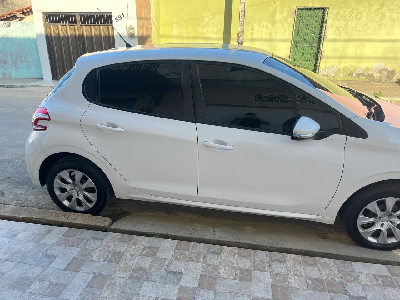 Peugeot 208 Active/active Pack 1.5 Flex 8V 5P 2014 - Foto 4