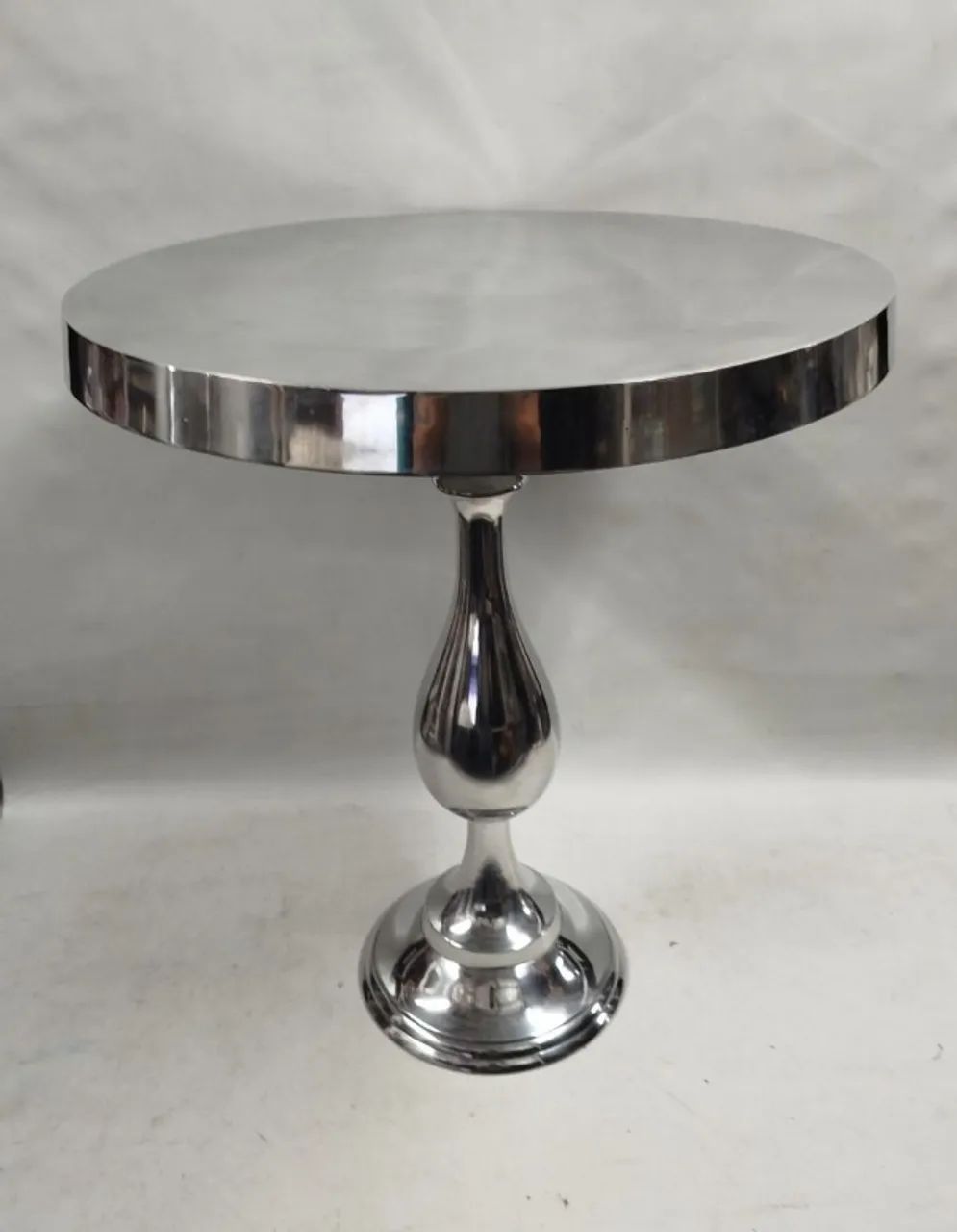 Mesa lateral Alumínio Vintage