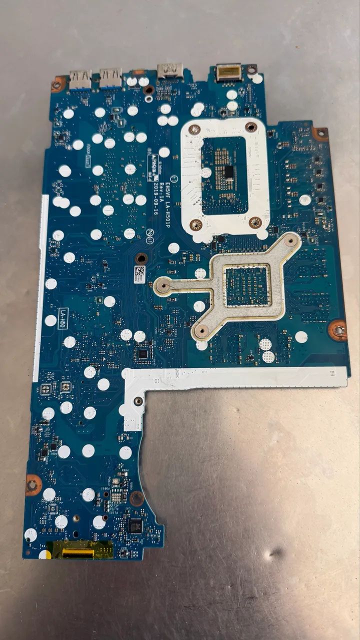 Placa mãe a Acer nitro 5 com Defeito  - Foto 4
