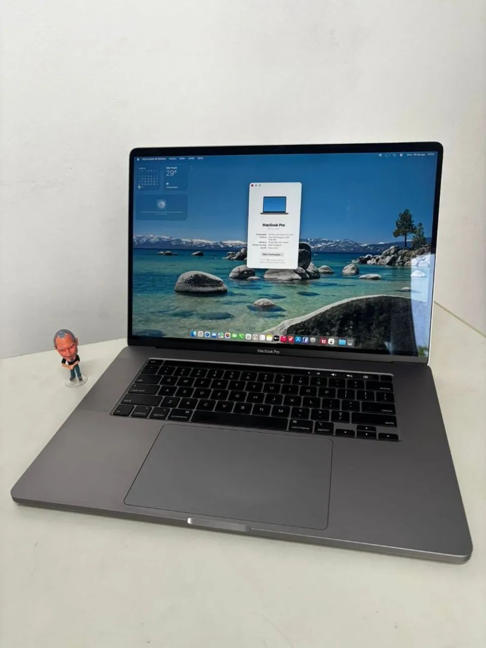 Macbook Pro 16 polegadas i9 32 Gigas ( NÃO ACRITAMOS TROCAS)as SSD