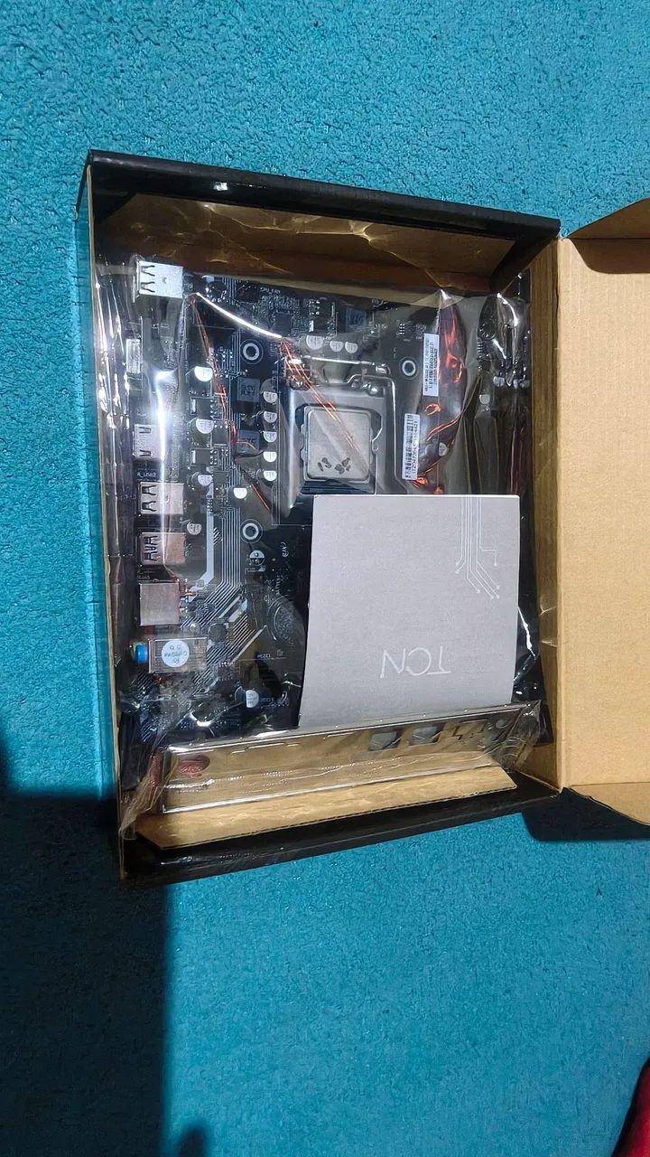 Placa mãe H61