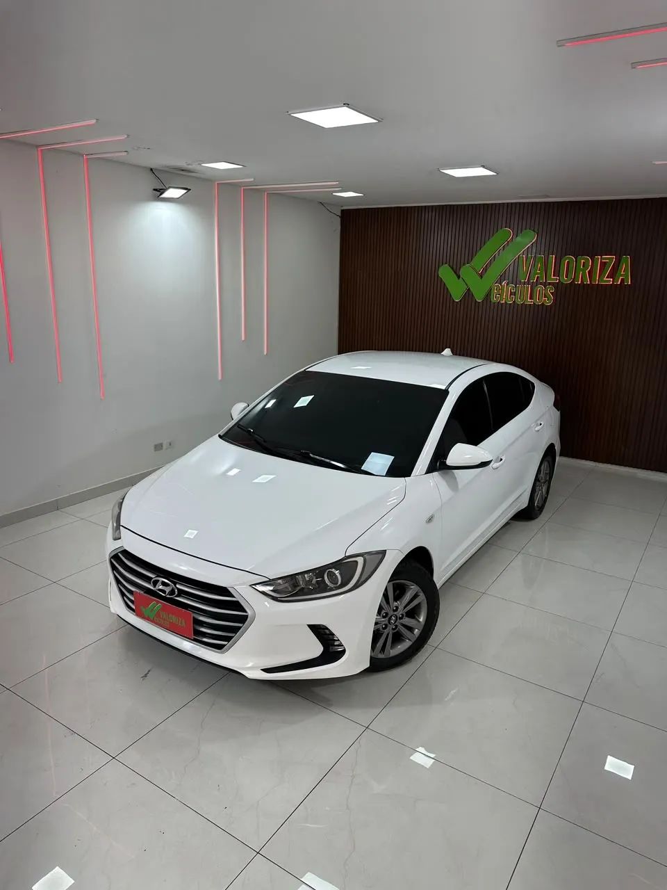 Hyundai Elantra 2.0 16V FLEX AUT. 2017