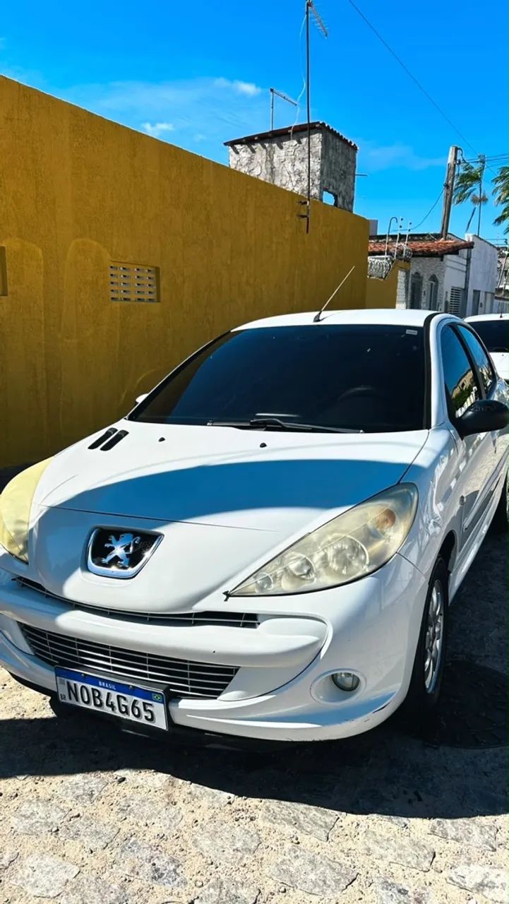 Peugeot 207 207 XR Sport 1.4 Flex 8V 5p 2012