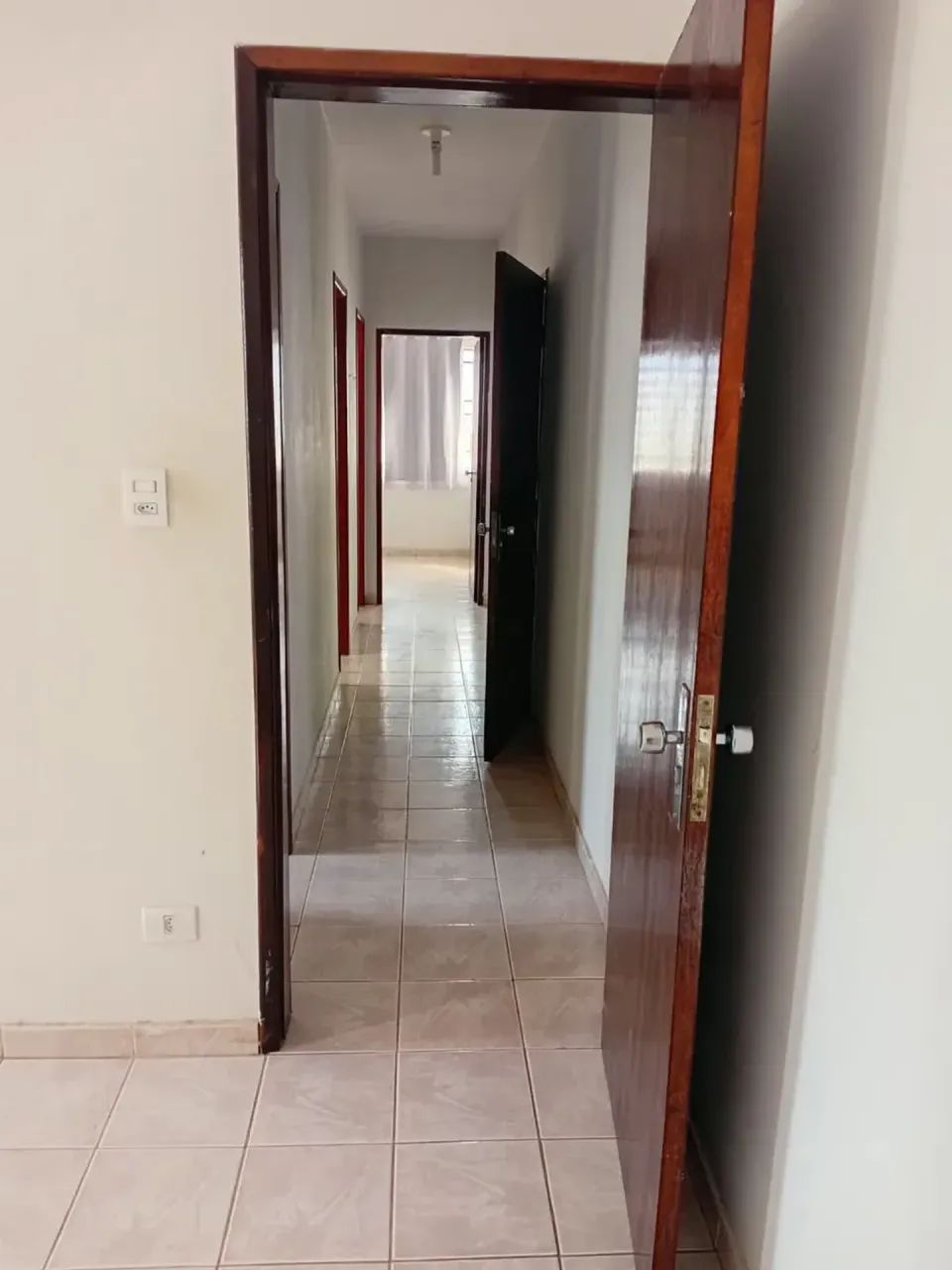 Imóvel para aluguel tem 420 metros quadrados com 7 quartos - Foto 5