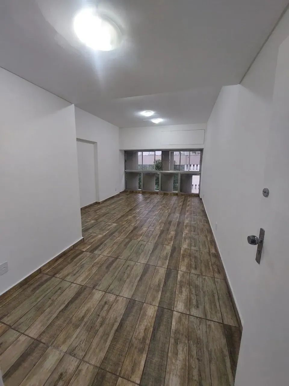 Sala  para aluguel com 30 metros quadrados - Foto 2