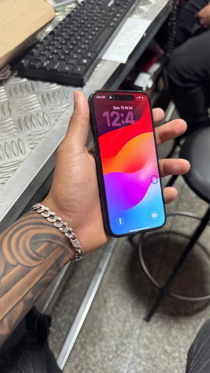 iPhone 15 pro 128 Gb - Foto 4
