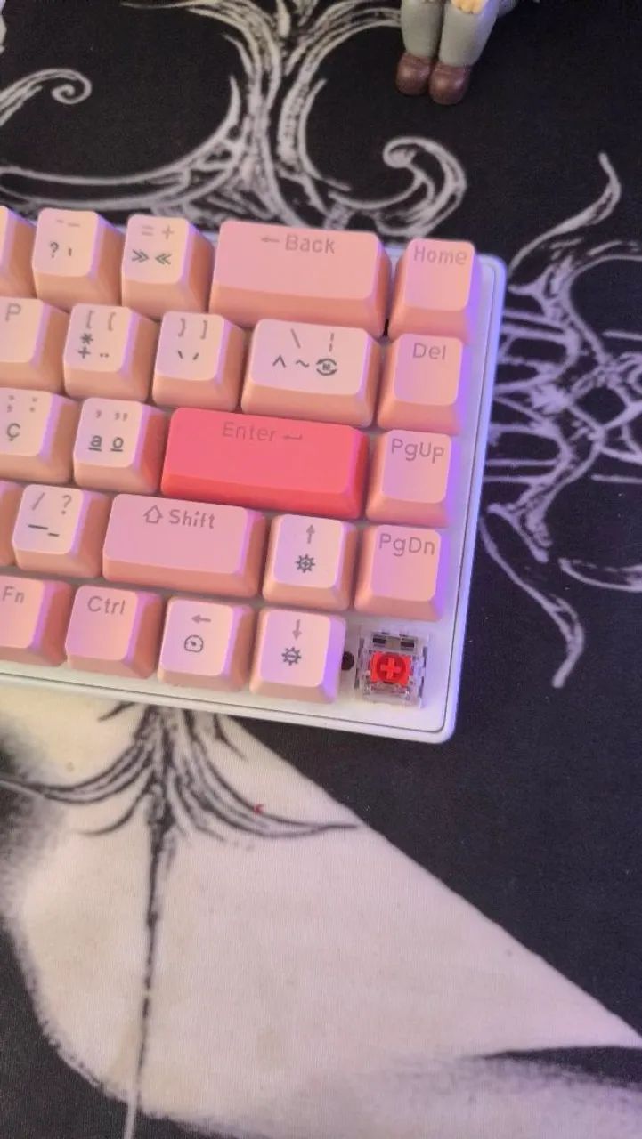 vendo teclado 60% com switch vermelho - Foto 3
