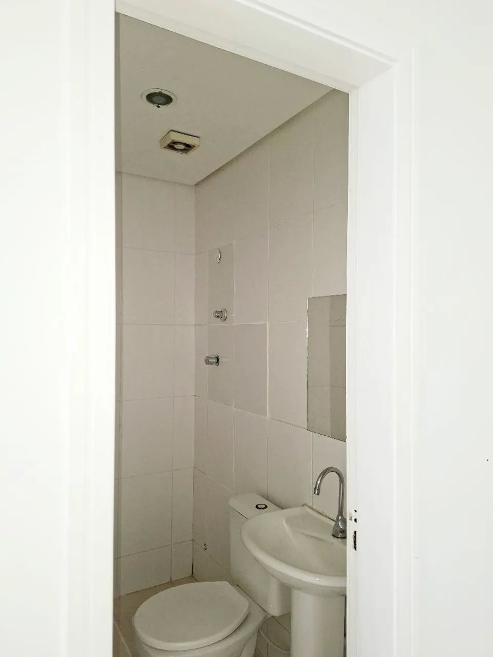 Sala comercial "Centro de Balneário Camboriú"! - Foto 5