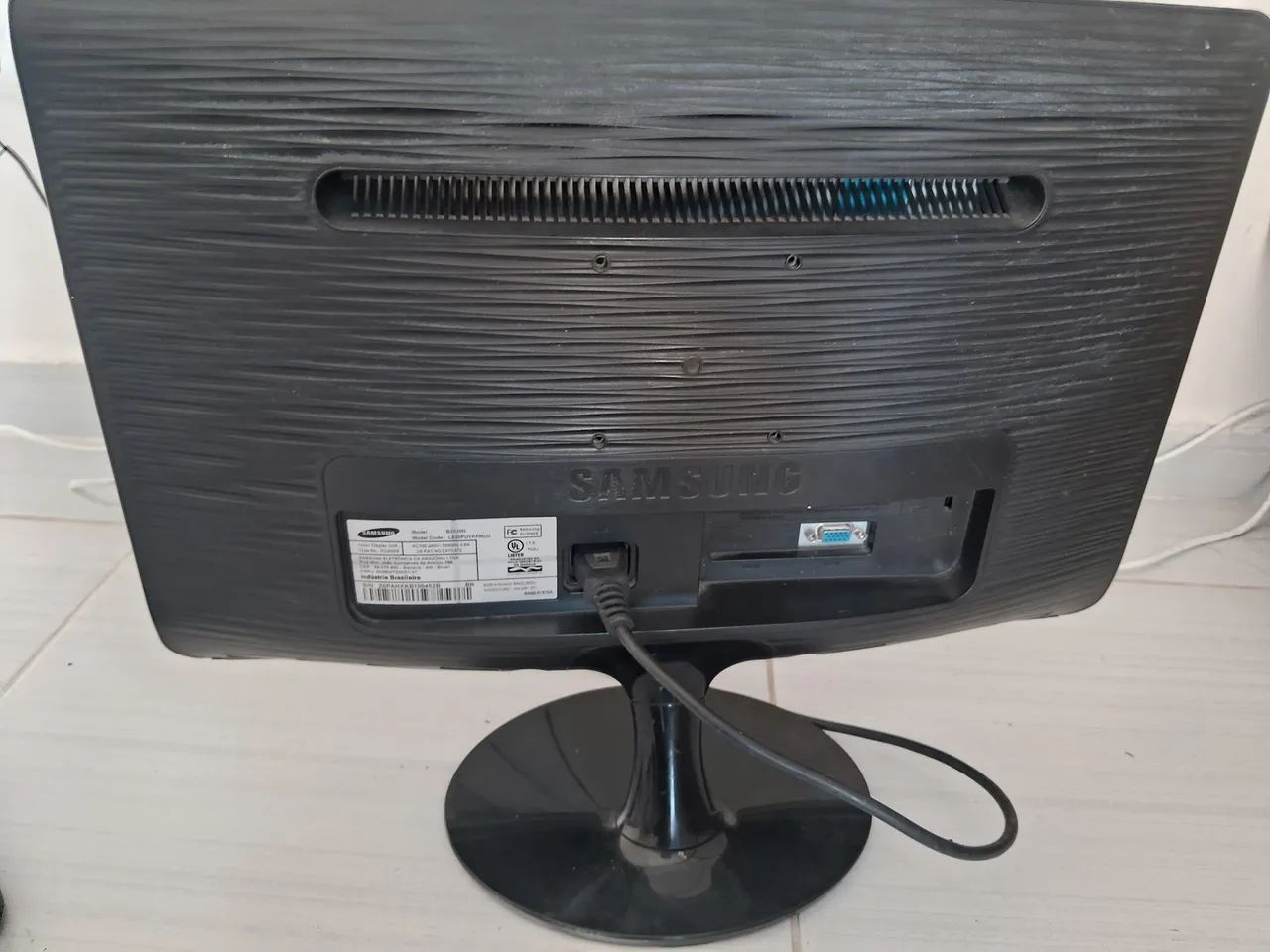 Monitor SAMSUNG SYNC MASTER B2030 - Foto 3