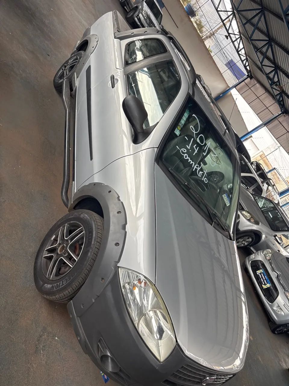 Fiat Strada Working 1.4 MPI Fire Flex 8V CD 2013