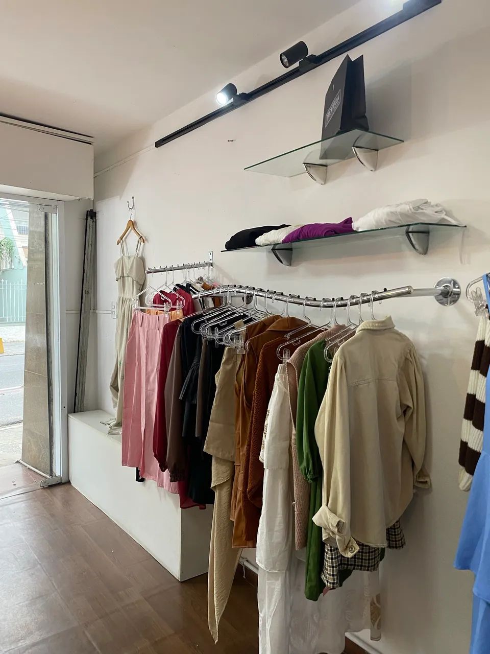 LOJA DE ROUPA MONTADA  - Foto 3