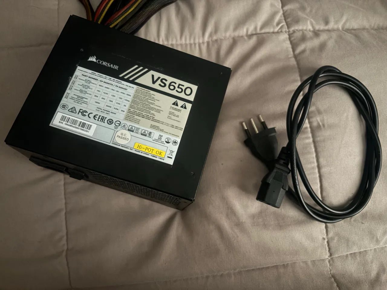Fonte Corsair VS650 
