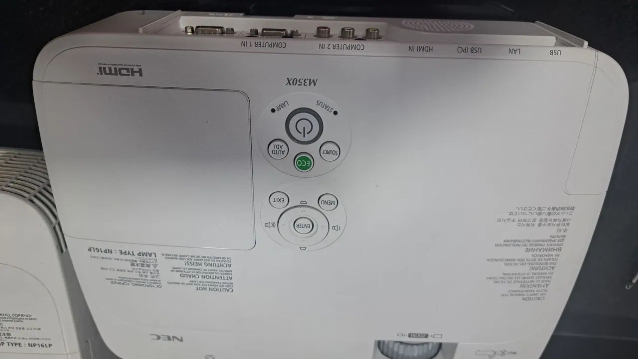 VENDO  PROJETOR NEC M350X  para tirar peças  - Foto 3