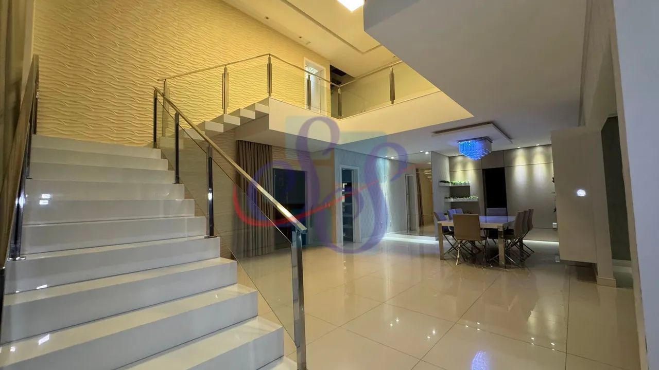 Linda casa no Alphaville Eusébio com 5 suítes.
