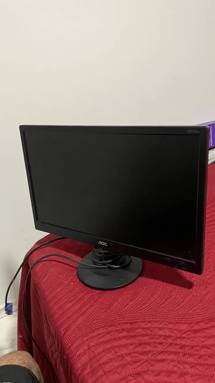 Monitor AOC E970S 18,5? LED - Funcionando - Foto 2