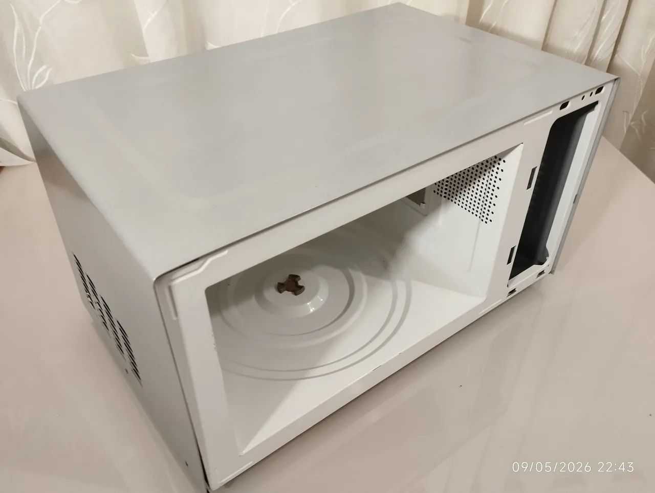 Carcaça Completa do microondas Philco PM 028E  USADA EM ÓTIMO ESTADO DE CONSERVAÇÃO.  - Foto 3