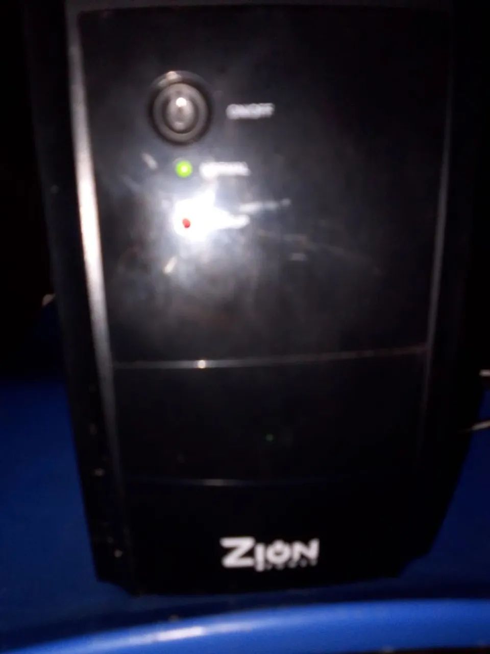 Vendo este estabilizador 9 tomadas 