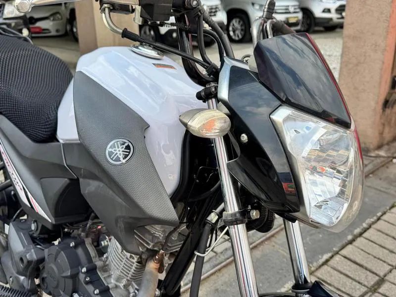 YAMAHA YBR150 FACTOR ED 2023 - Foto 5