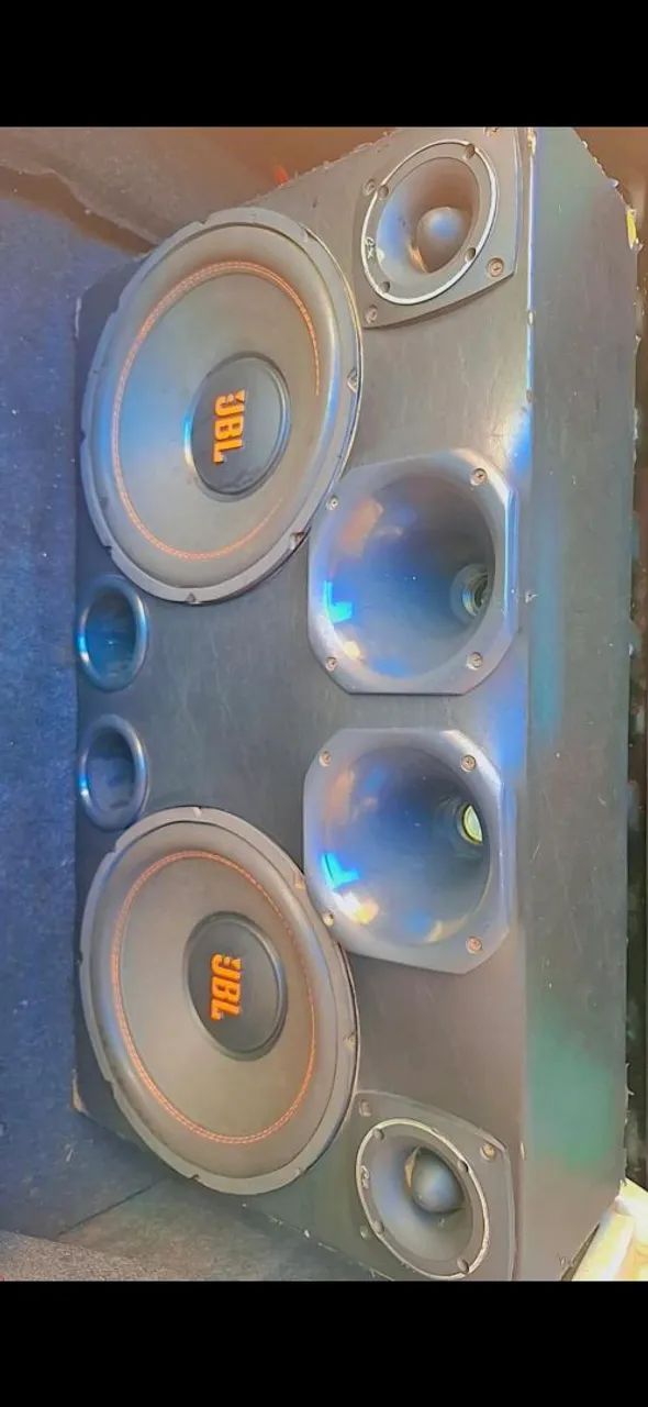 Som automotivo jbl 