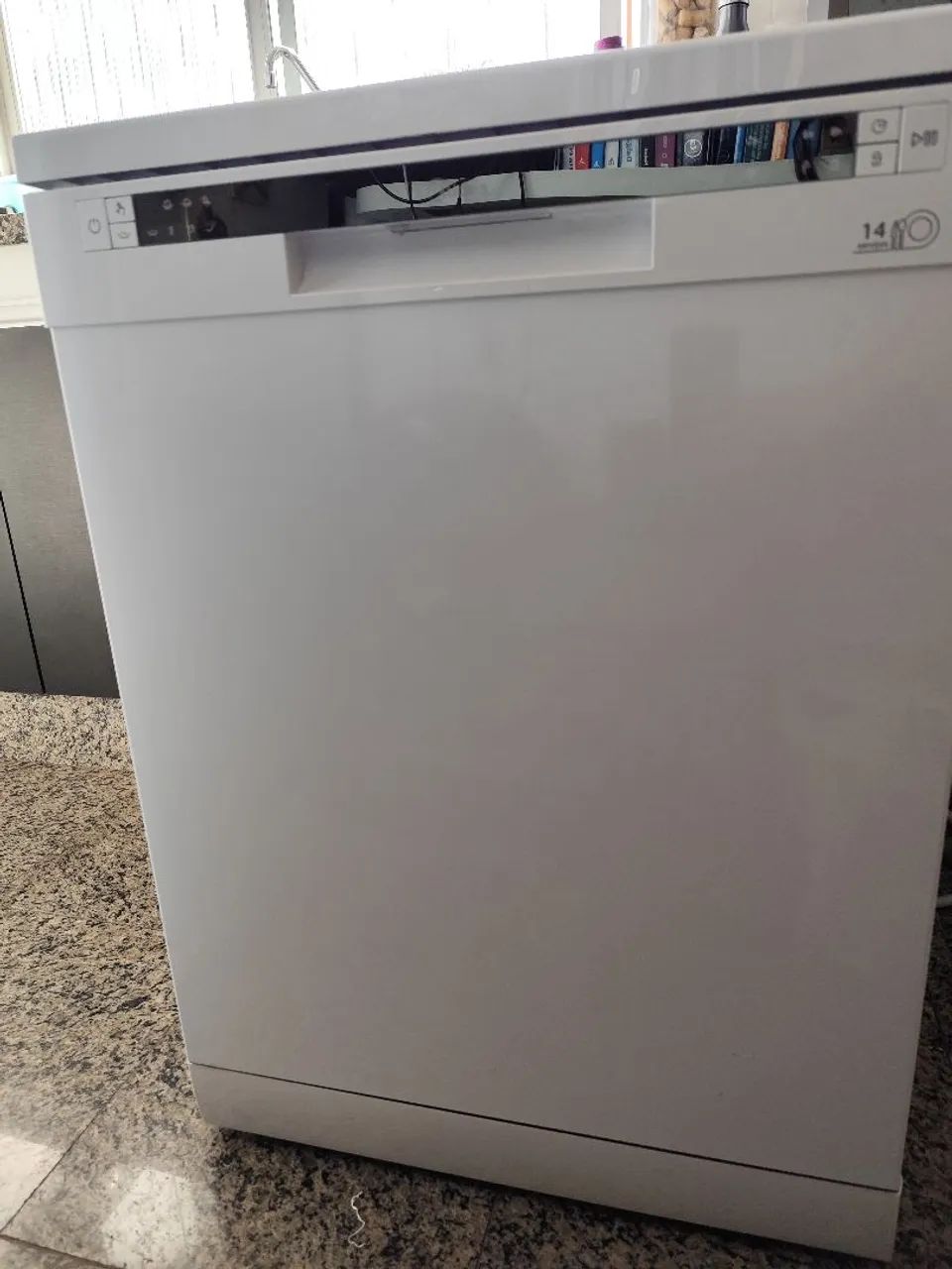 Lava louças com defeito 